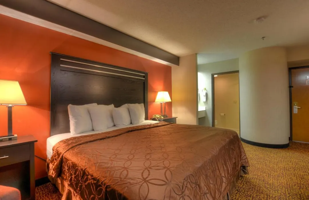 Smoky Mountain Inn & Suites-1
