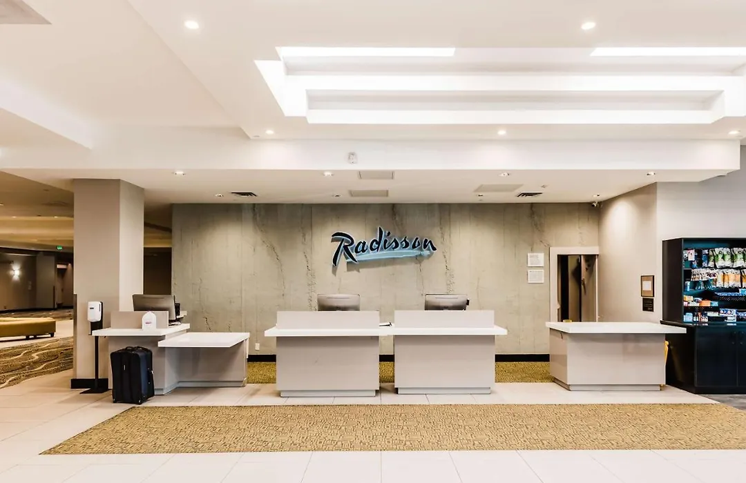 Radisson Hotel Denver-Aurora-1