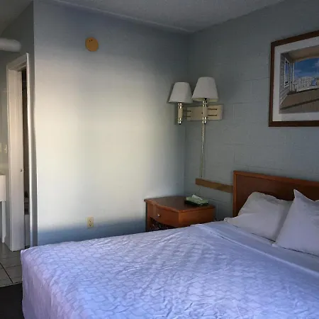 High Seas Motel-2