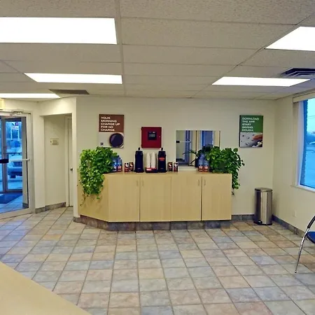 Days Inn By Wyndham Indianapolis South-2