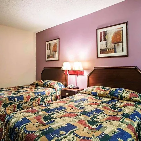 Express Inn-Rahway-3