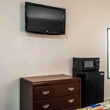 Express Inn-Rahway-2