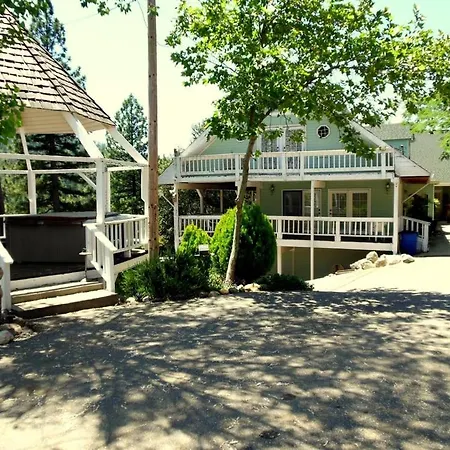 Berkshire Inn-3