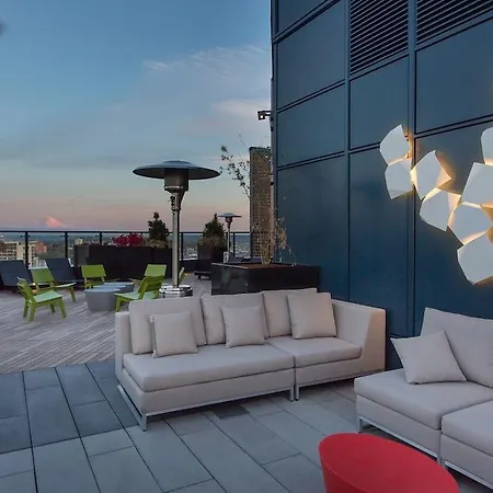 Luxe Hubs Convention Center Apartments-3
