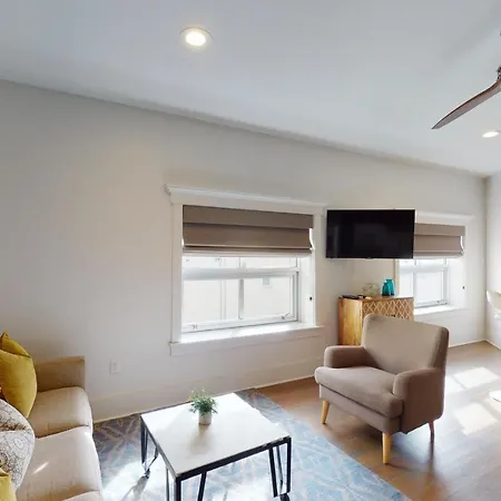 493 King Two Bedroom Suites-3