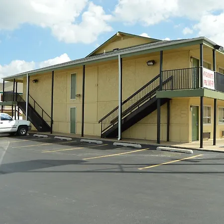 Delux Inn Tulsa-2