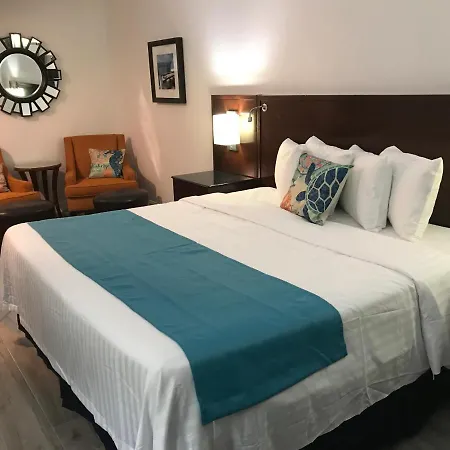 Hotel Pensacola-2