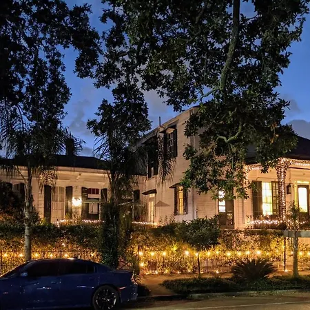 The Esplanade Guesthouse Mansion-2