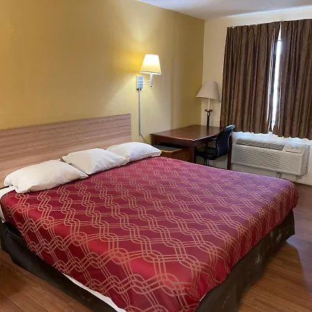 Econo Lodge Waynesburg-3