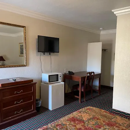 Homestead Motel-2