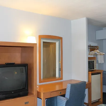 Economy Inn Watsonville-3