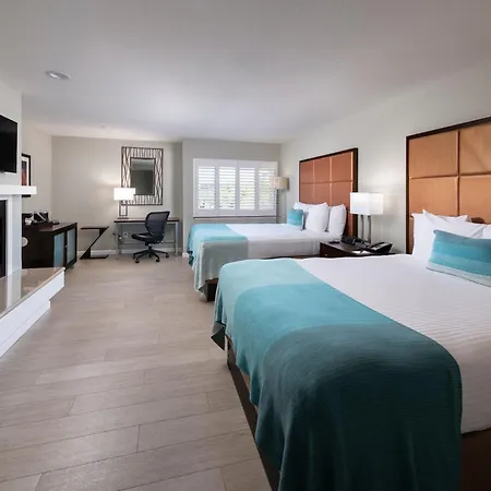Mariposa Inn And Suites-2