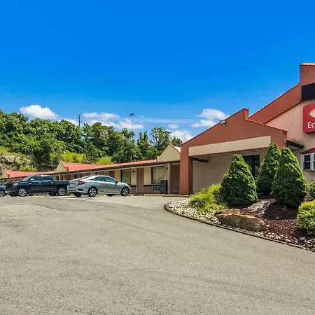 Econo Lodge Pittsburgh I-79-2