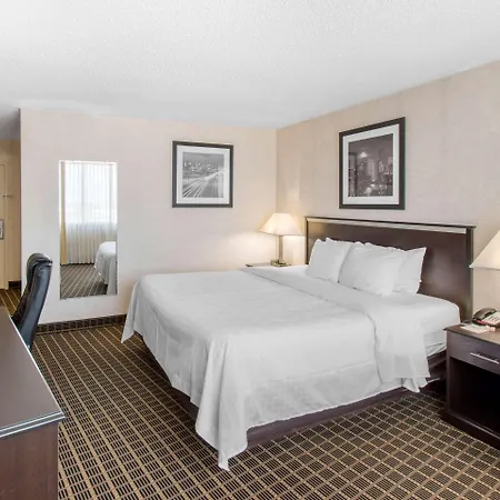 Clarion Hotel Denver Central-3