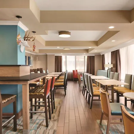 Hampton Inn Atlanta-Buckhead-2