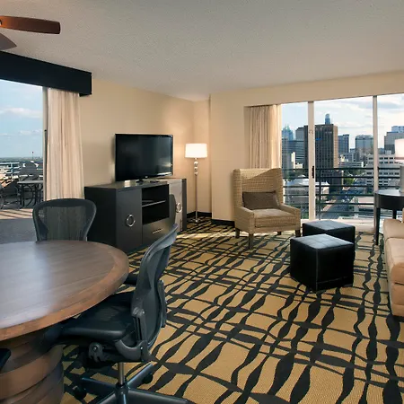Doubletree Suites By Hilton Austin Downtown Capitol-3