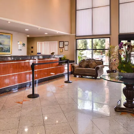 Quality Inn & Suites Walnut - City Of Industry-3