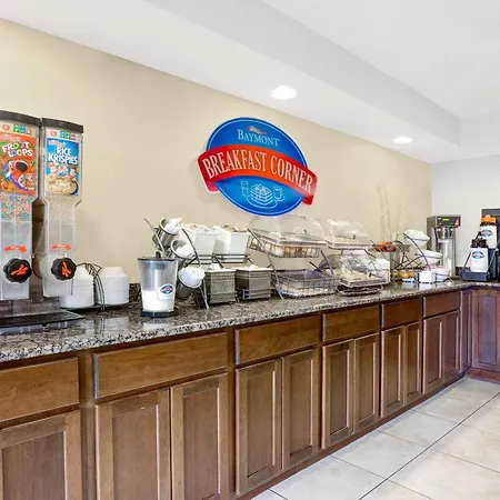 Baymont Inn & Suites San Marcos-3