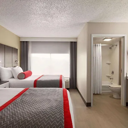 Ramada By Wyndham Suites Orlando Airport- Free Airport Shuttle-3