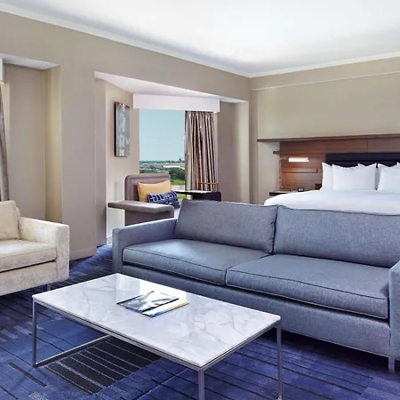 Hilton Newark Airport-2