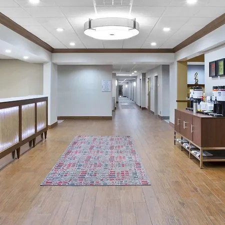 Hampton Inn & Suites Springboro-2