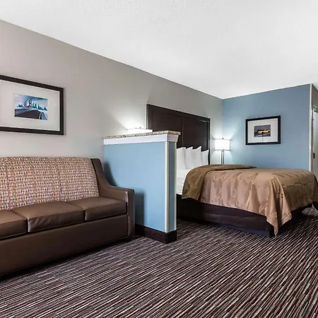 Quality Inn & Suites Mooresville-Lake Norman-3