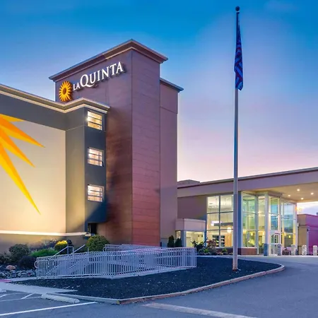 La Quinta By Wyndham Clifton/Rutherford-2