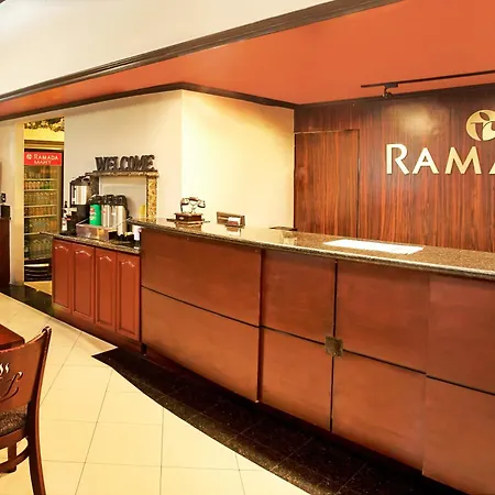 Ramada By Wyndham Pasadena-2