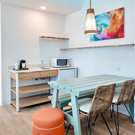 Universal's Endless Summer Resort - Surfside Inn&Suites-2