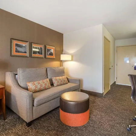 Comfort Inn Humboldt Bay-3