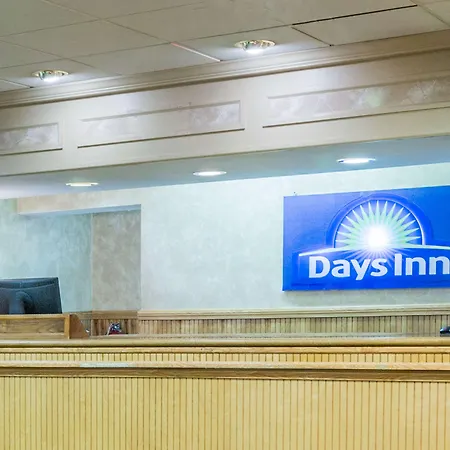 Days Inn East Stroudsburg-2