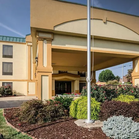 Spark By Hilton Waynesboro-2