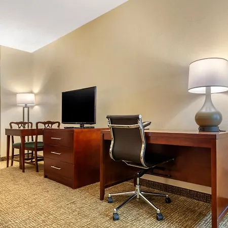 Quality Inn & Suites Olde Town-2