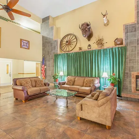 Ramada By Wyndham Williams/Grand Canyon Area-3