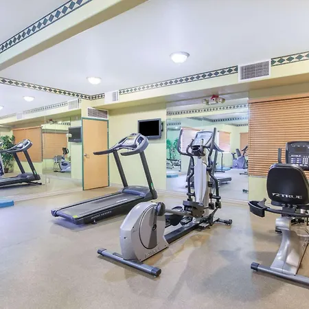 Ramada By Wyndham Williams/Grand Canyon Area-2