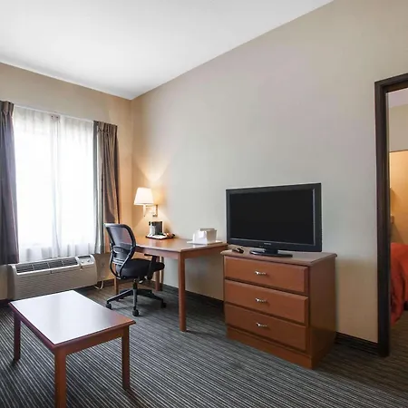 Quality Inn Joplin I-44-2