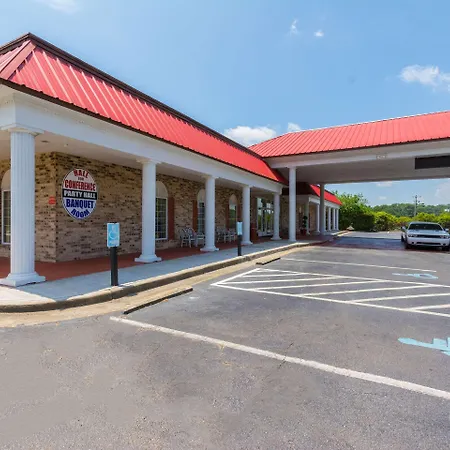 Econo Lodge Inn & Suites Orangeburg-2