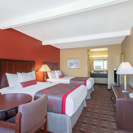 Ramada Limited Cockeysville-2