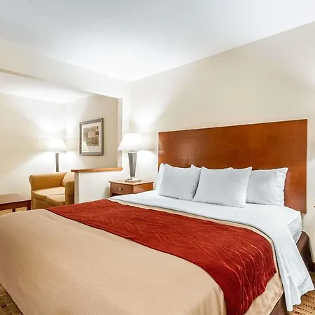 Quality Inn & Suites Eau Claire University Area-2