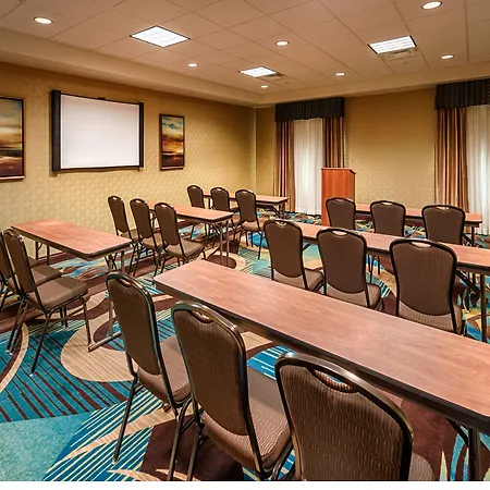 Holiday Inn Express & Suites / Red Bluff - South Redding Area, An Ihg Hotel-3