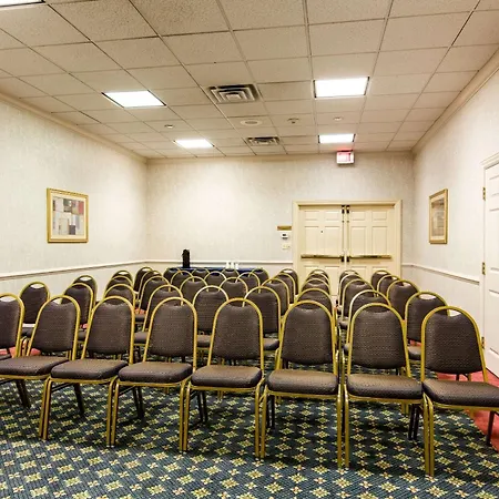 Quality Inn Near Joint Base Andrews-Washington Area-3