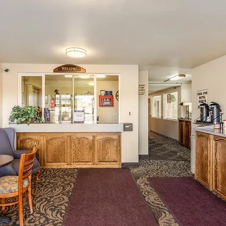 Americas Best Value Inn Burns-2