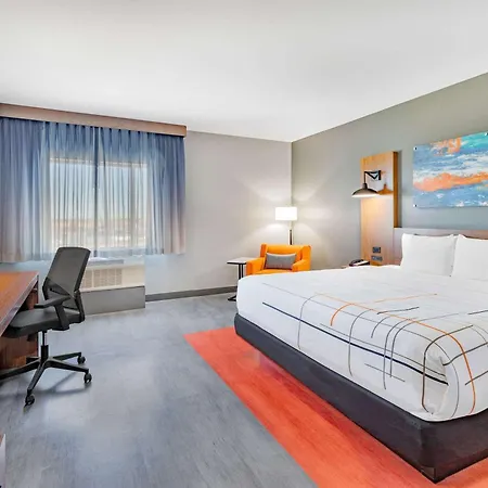 La Quinta Inn & Suites By Wyndham Fort Stockton Northeast-3