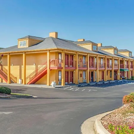 Quality Inn Bessemer I-20 Exit 108-3