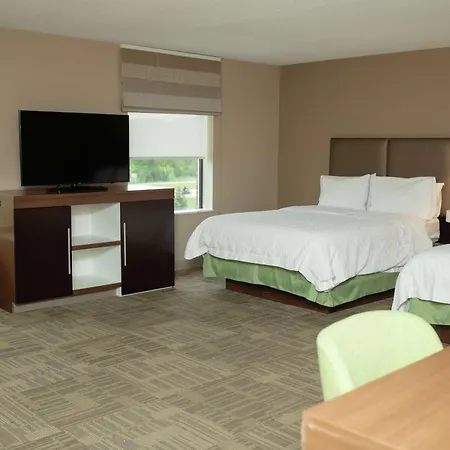 Hampton Inn Commerce/Novi-3