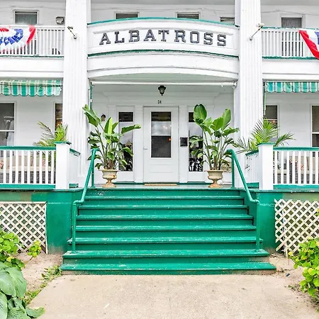 Hotel Albatross-2