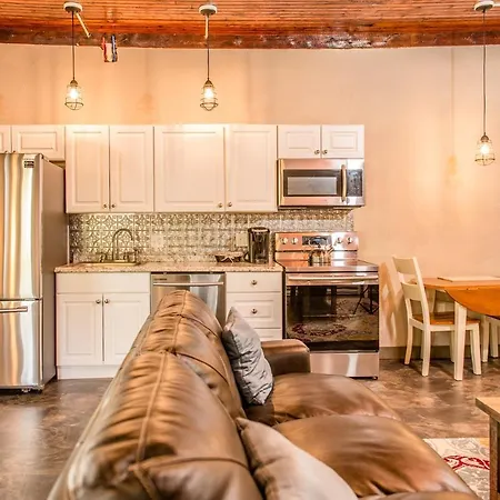 Strictly Moose Luxury Vacation Suites-2