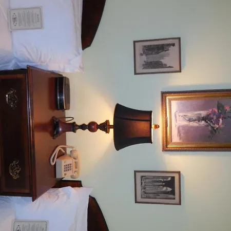 Higher Ground Hotel-3