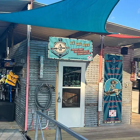Buddy'S Harbor-2