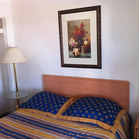 Se Tay Motel-2